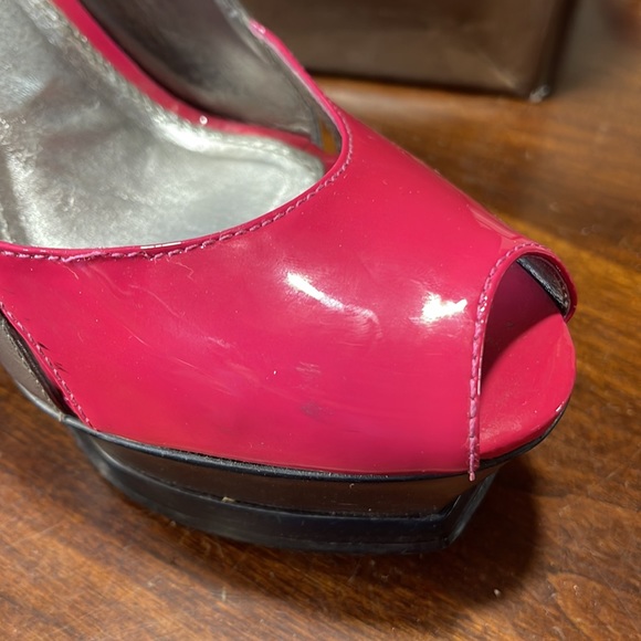 Bebe Zahara, hot pink & silver, open toe sling back platform stilettos, size 8 - Picture 10 of 12
